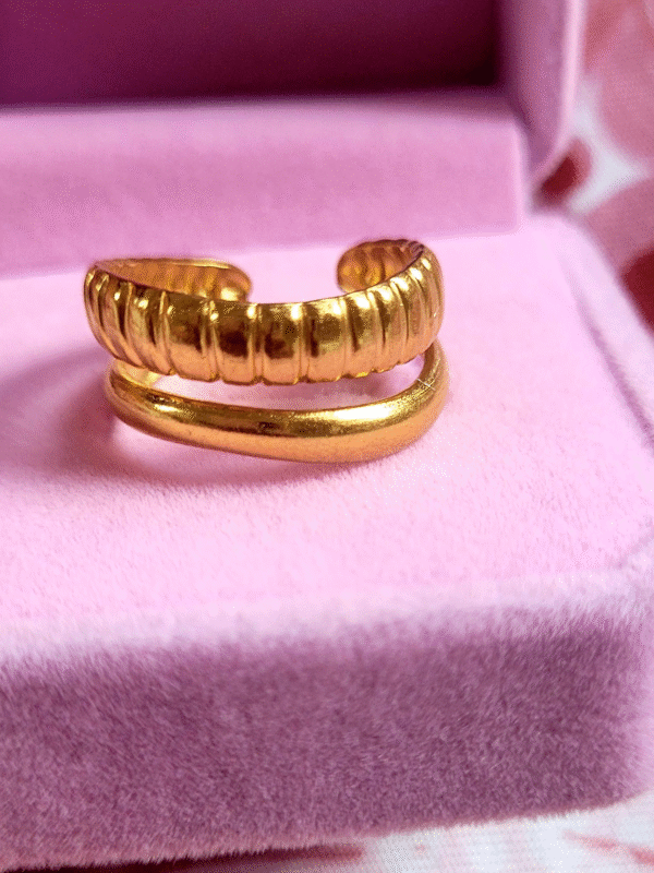 25 Bague "Vague Dorée"